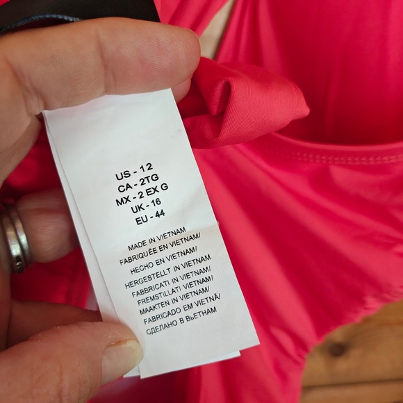 La Blanca NWT Island Goddess High Neck Keyhole Ruched One Piece Guava Pink Sz 12 - Picture 9 of 12